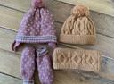 Lot de 2 bonnets et écharpe 12-18 mois