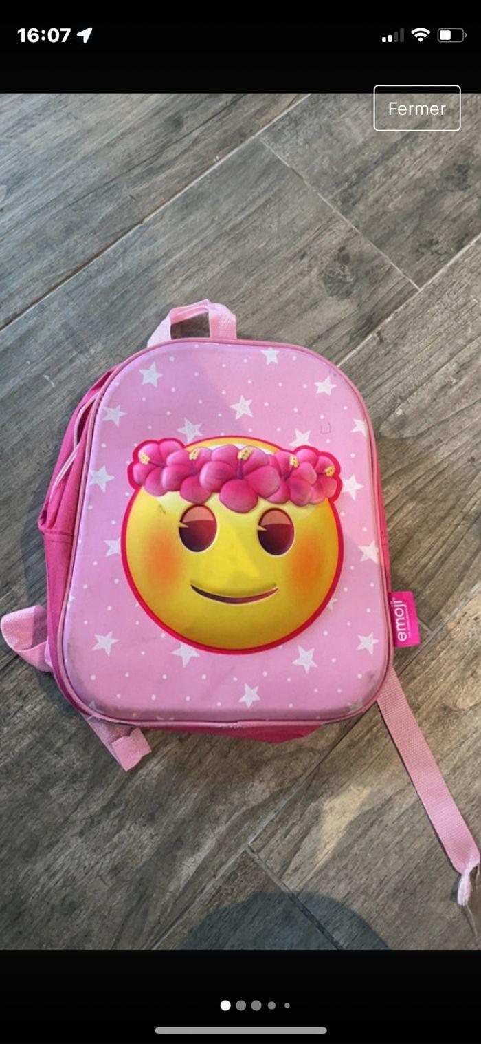 Cartable emoji - photo numéro 1