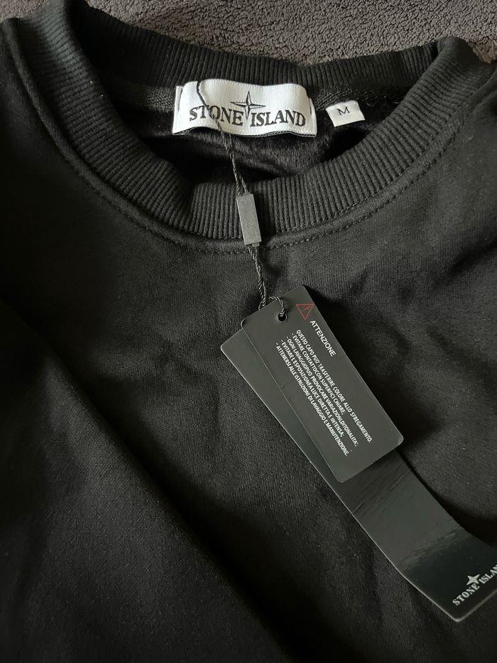 Pull stone island  taille M - photo numéro 3