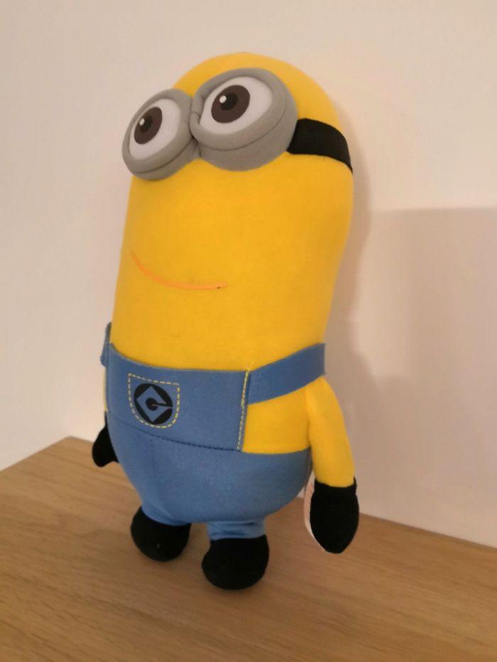 Peluche minion neuve - photo numéro 4