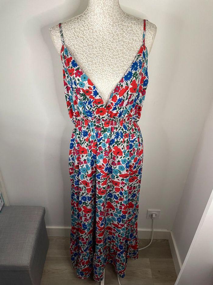 Robe maxi à fleurs bleu et rouge - photo numéro 3