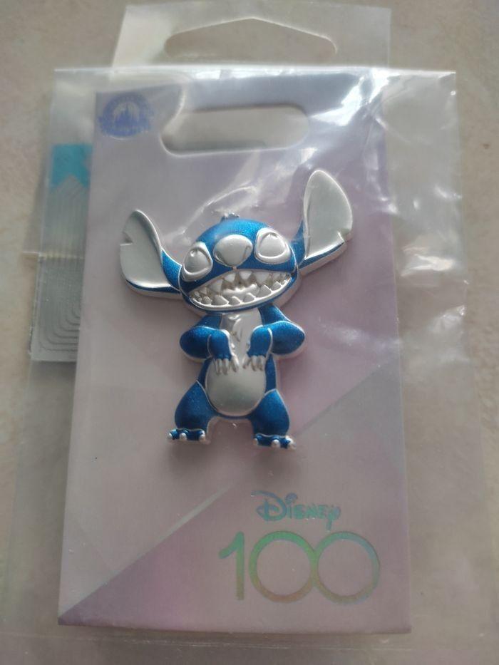 Pin's stitch 100 ans - photo numéro 1