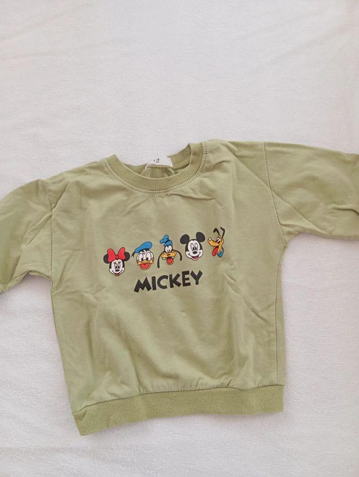 Pull Mickey vert taille 12-18 mois - photo numéro 2