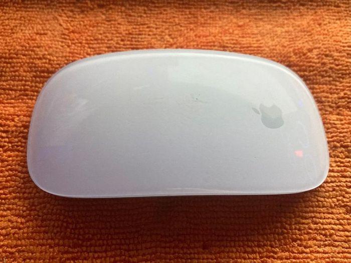 Souris Apple Magic Mouse - photo numéro 3