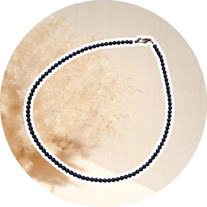 Collier perles noires - photo numéro 1