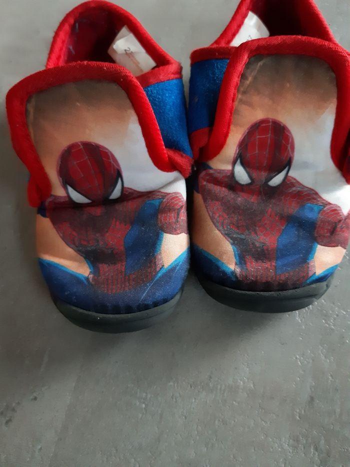 Chaussons spideman T27 - photo numéro 1