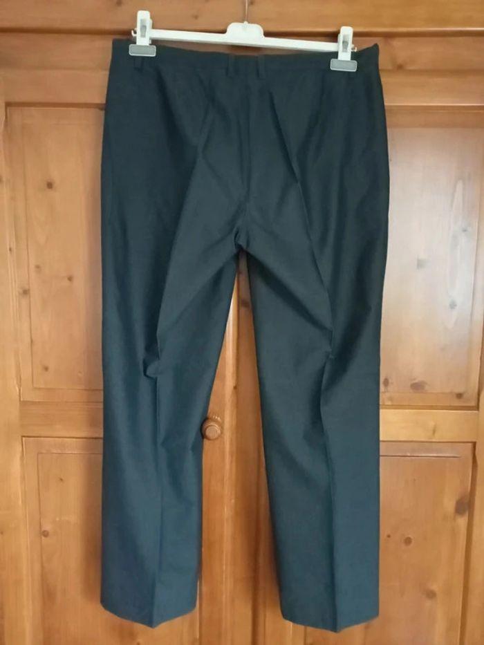 Pantalon Hugo Boss Taille 42 - photo numéro 2