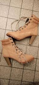 Bottes marron a talon