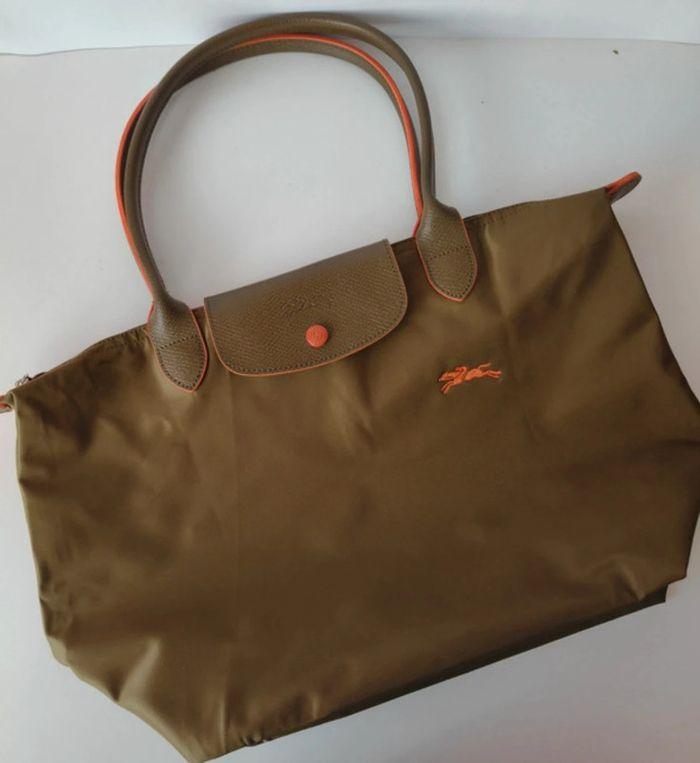 sac a main longchamp pliage L kaki orange - photo numéro 3