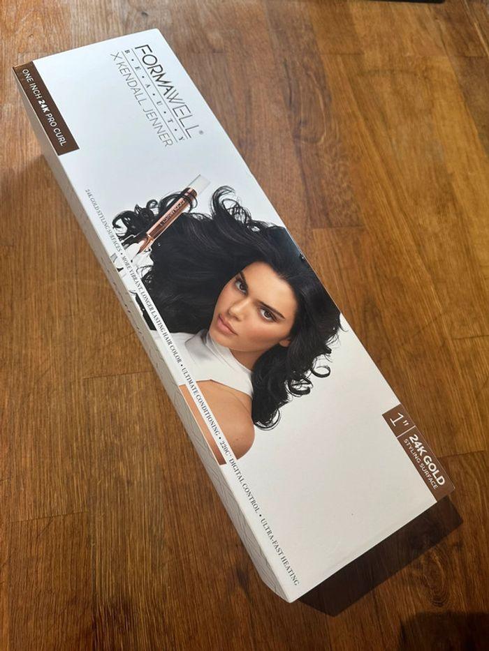 Fer à boucler pour cheveux Formawell x Kendall Jenner - 24k pro curl Gold - neuf - photo numéro 2