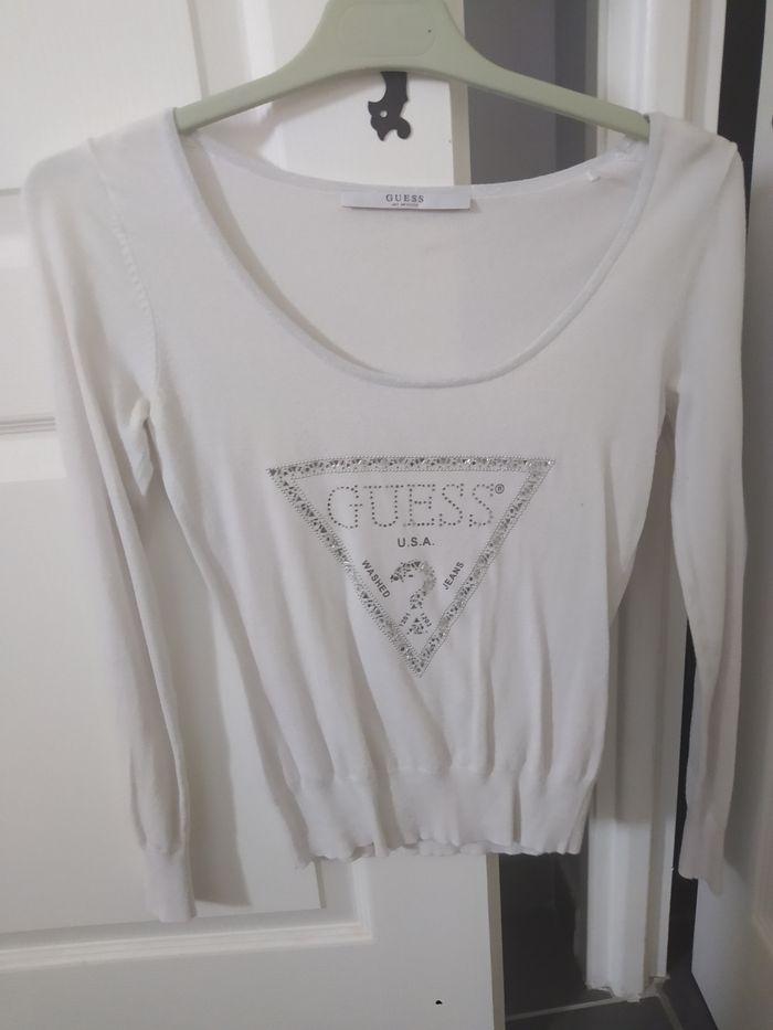 Pull femme taille 36 Guess blanc avec strass - photo numéro 1