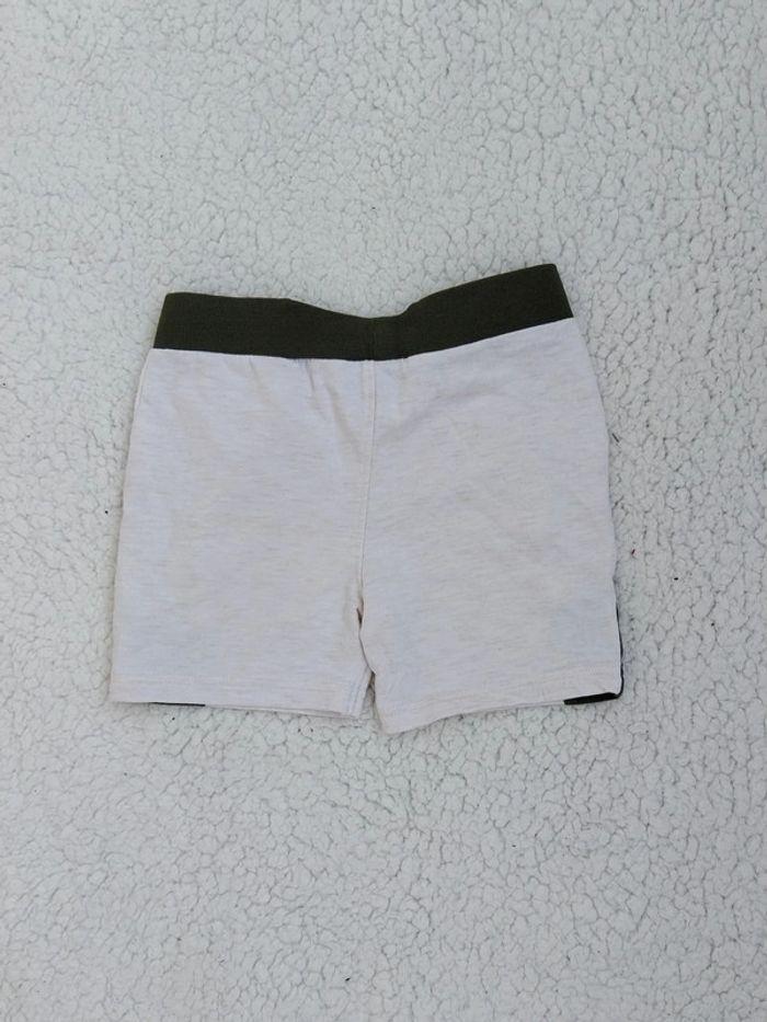 Short Taille 4ans - photo numéro 2