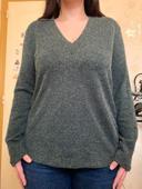 Pull vert foncé taille M