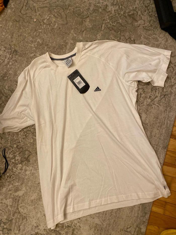 Teeshirt Adidas blanc - photo numéro 1