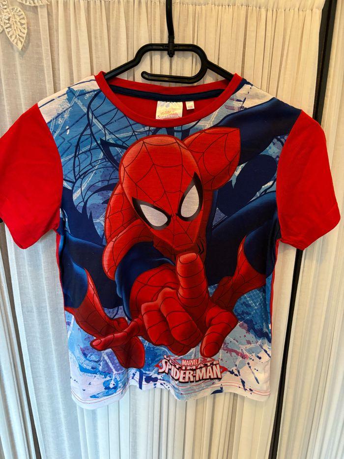 T-shirt ´Spiderman ´ - photo numéro 1