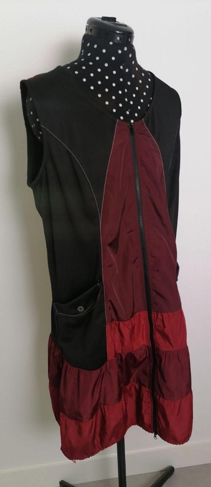 Robe / veste sans manche rouge noir Taille XXL L33 - photo numéro 8