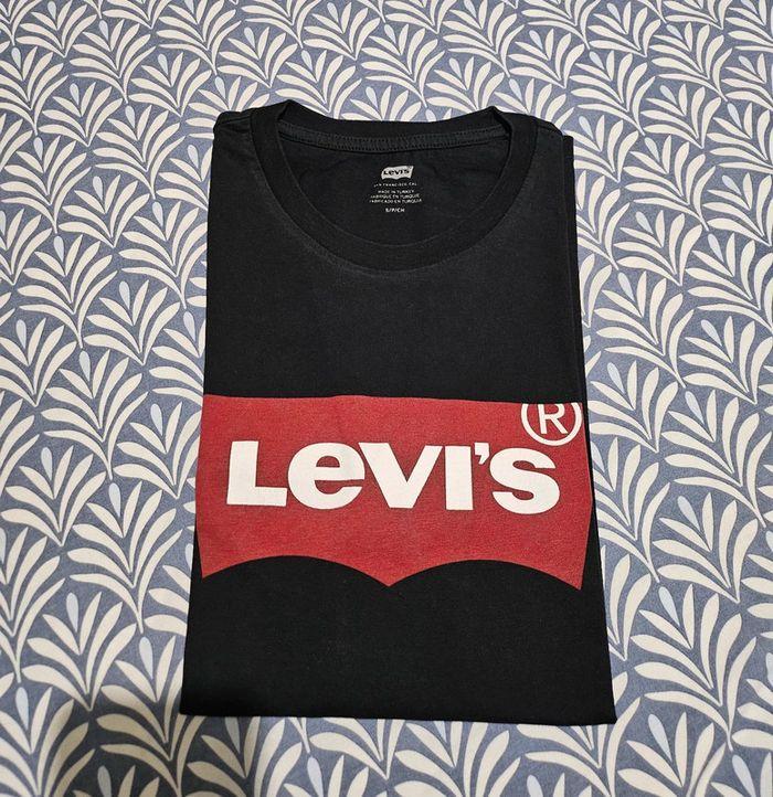 T-shirt Levi's - photo numéro 1