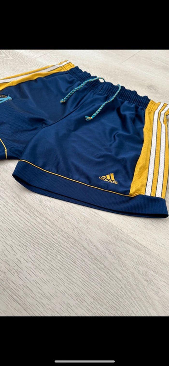 Short Adidas OM - photo numéro 7