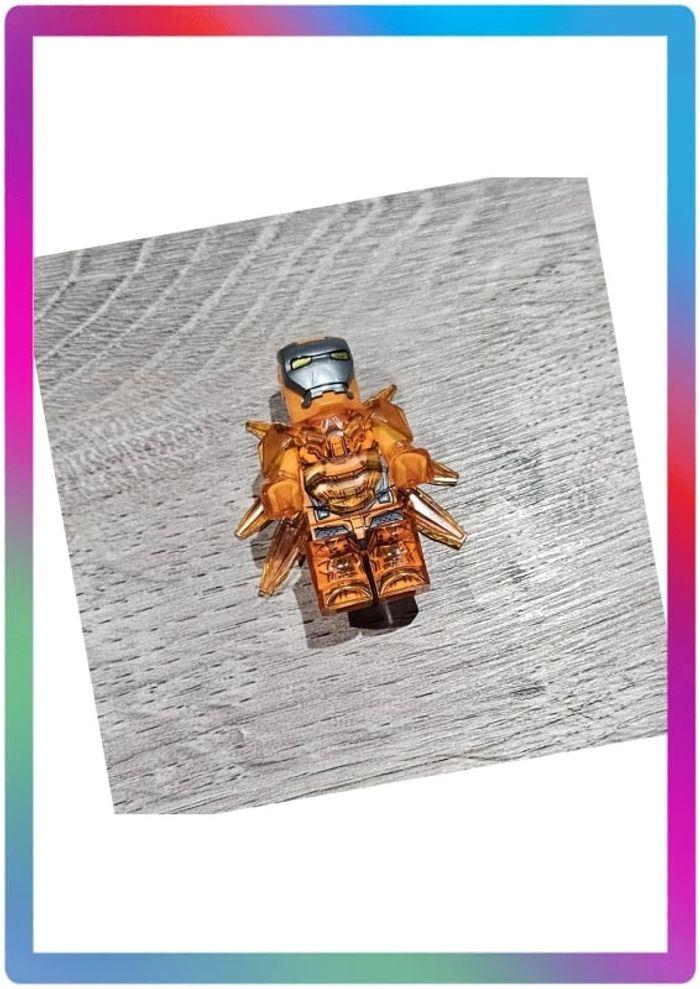 Minifigurine super héros : Iron Man ailé orange - clear orange (compatible Lego) - photo numéro 2