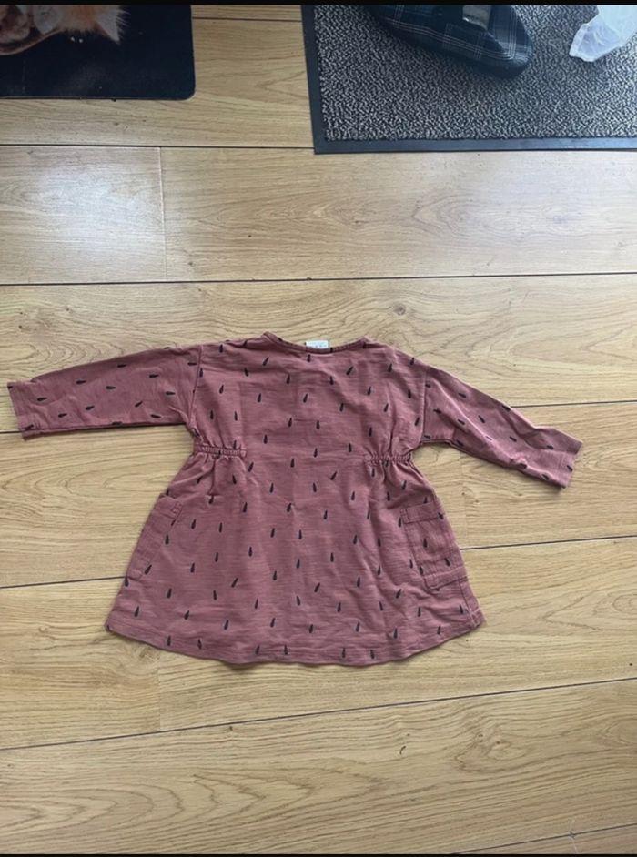 T-shirt Zara bordeaux taille 12-18 mois / 80 cm - photo numéro 2