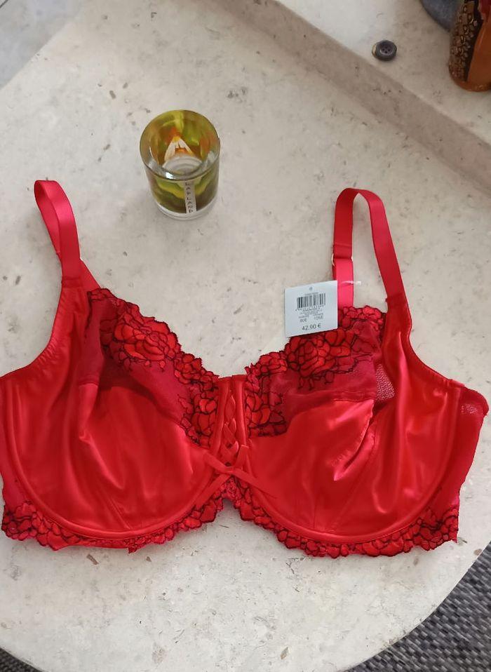 Soutien gorge 105E ROUGEGORGE 🌹 neuf - photo numéro 1