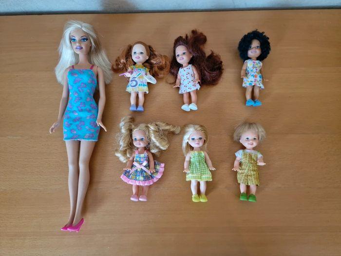 Lot école maternelle Barbie, meubles et accessoires + Barbie et 6 enfants, Mattel en BE - photo numéro 9