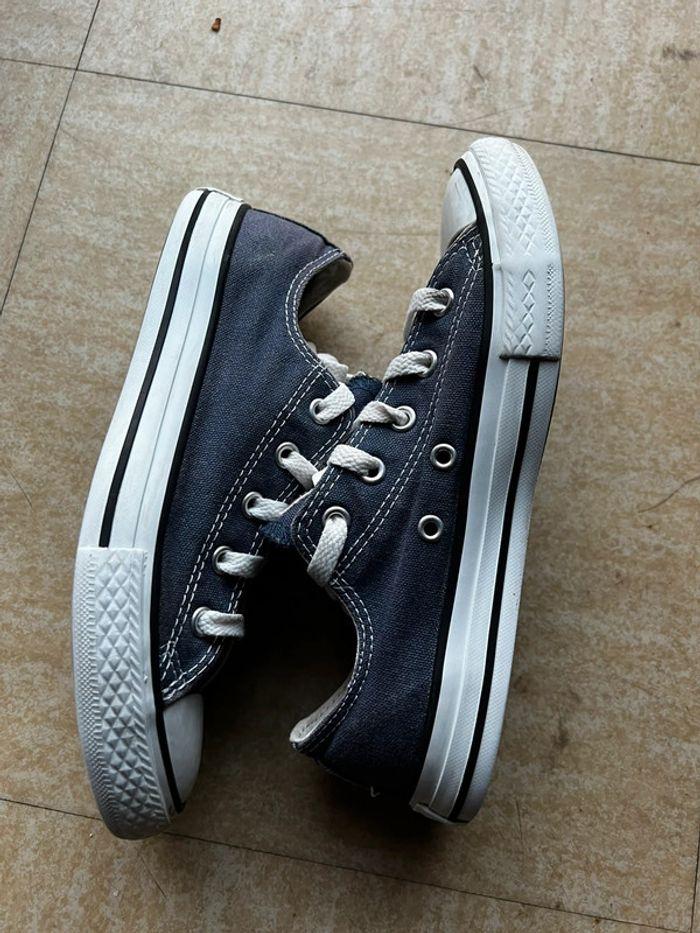 Converse bleu marine 35 très bon état - photo numéro 2