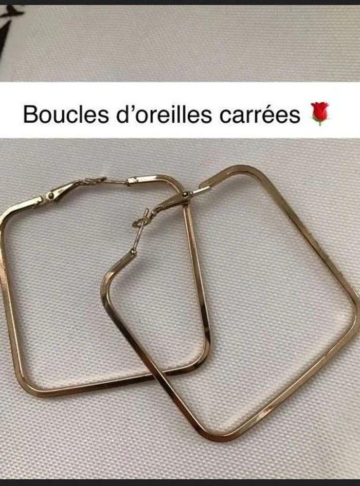 Boucles d'oreilles dorées - photo numéro 1