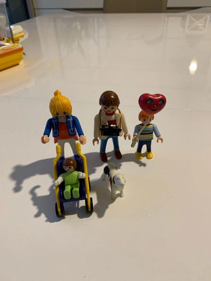 Playmobil 3209 famille avec poussette