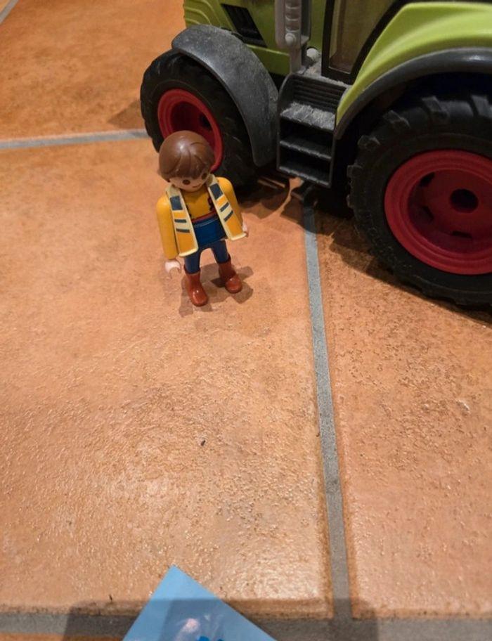 Grand tracteur avec remorque et paille playmobil 5121 - photo numéro 5