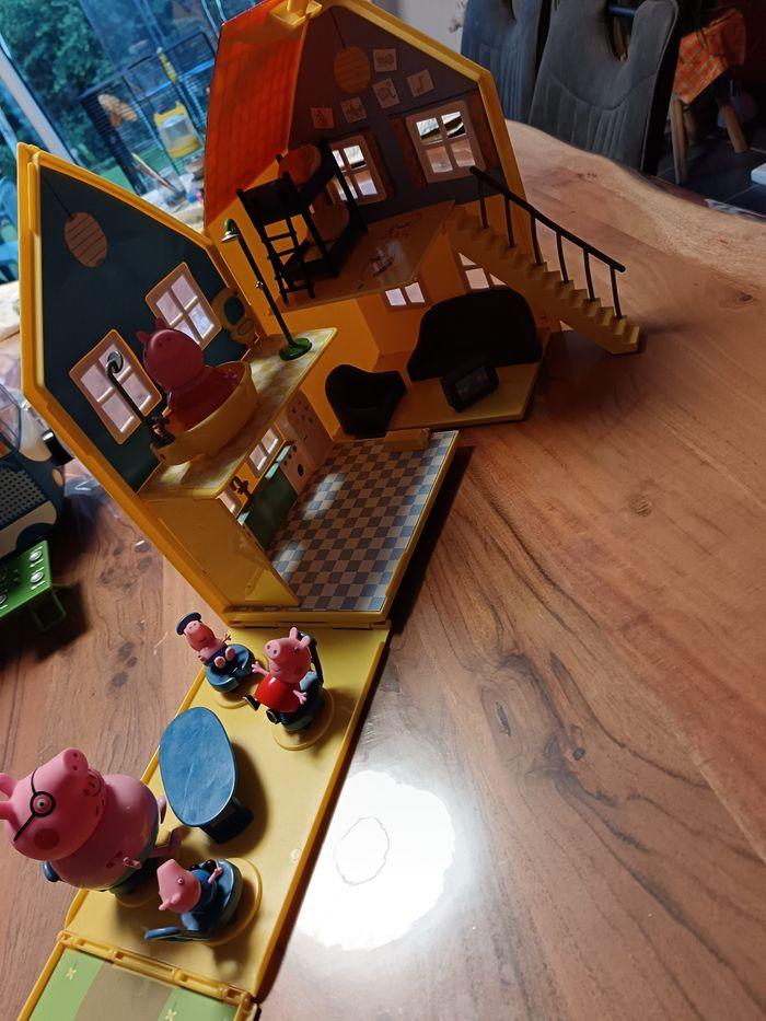 Maison train école et camping car Peppa pig - photo numéro 8