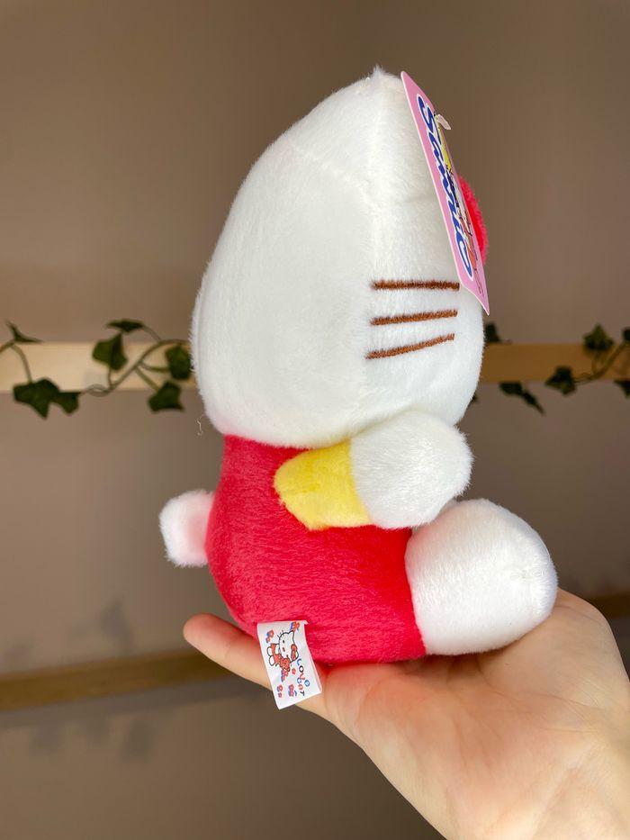 Peluche Hello Kitty Sanrio - photo numéro 10