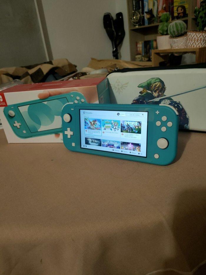 Nintendo Switch Lite - photo numéro 1