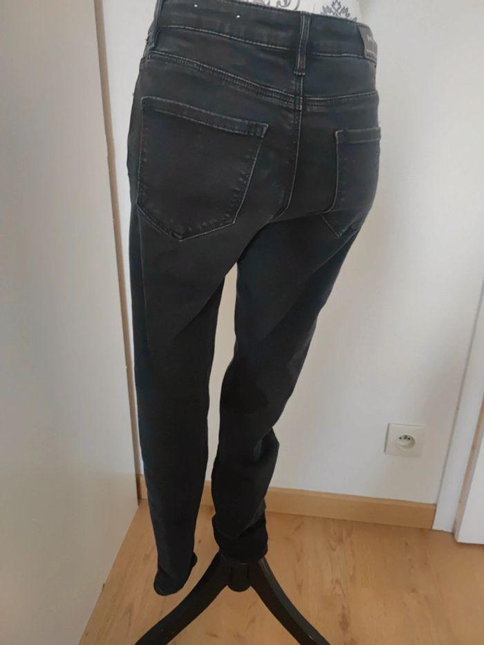 Superbe jean skinny noir stradivarius - photo numéro 4