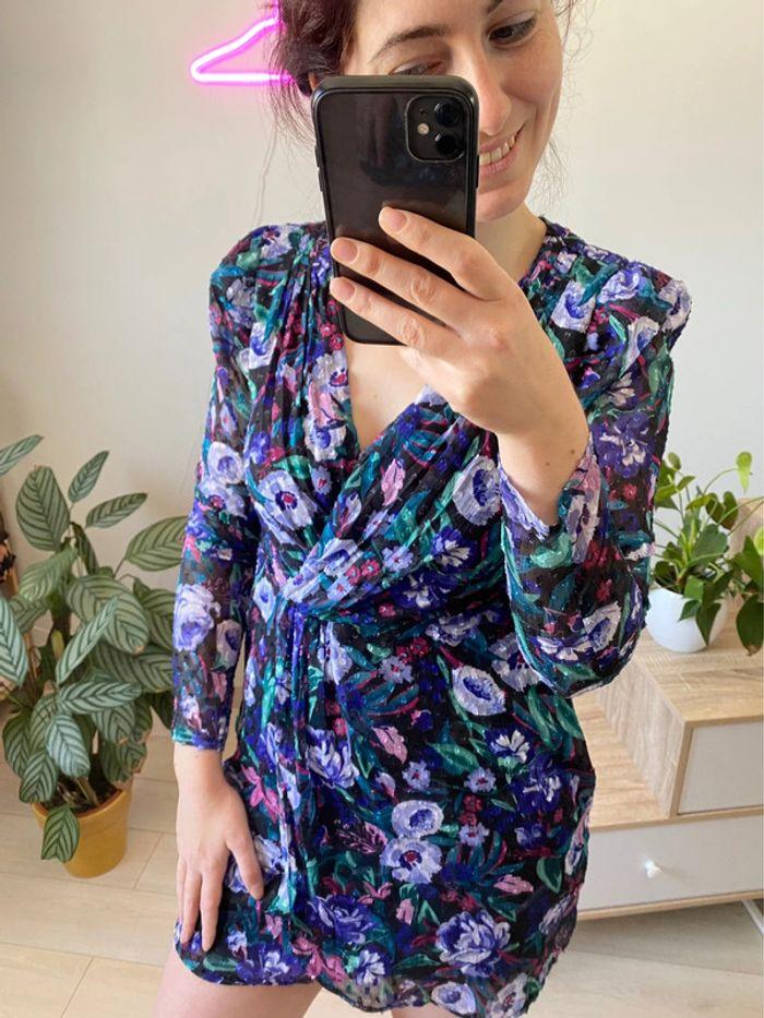 Robe Pull&Bear plumetis colorée Taille M 38 - photo numéro 1