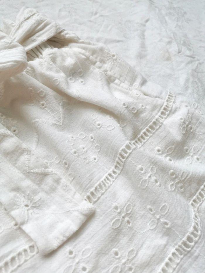 Short blanc Zara broderies anglaise L 40 - photo numéro 3