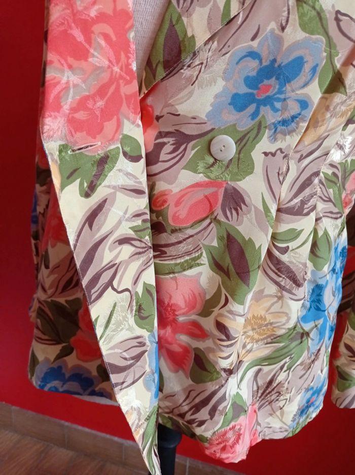 Veste taille 44  à fleurs excellent état - photo numéro 11