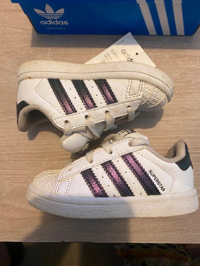 Adidas superstar - photo numéro 1