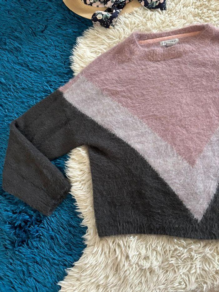 Joli pull tout doux primark taille 11/12 ans - photo numéro 2