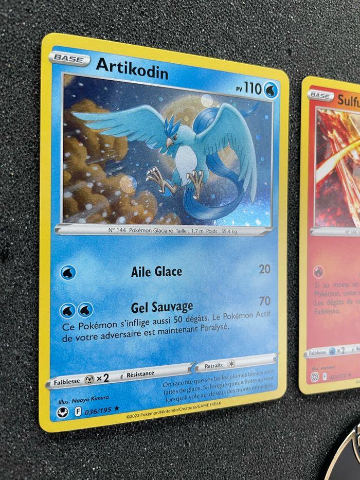 Lot de 3 cartes holographiques + jeton Pokémon ⭐️ - photo numéro 3