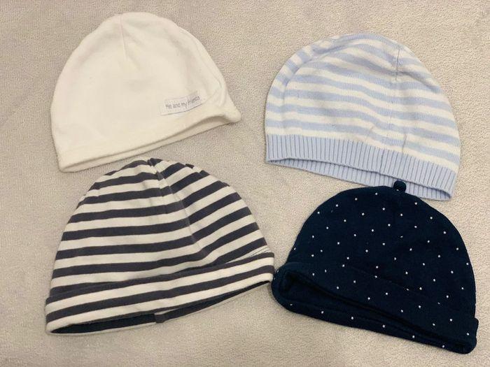 Lot bonnets T2