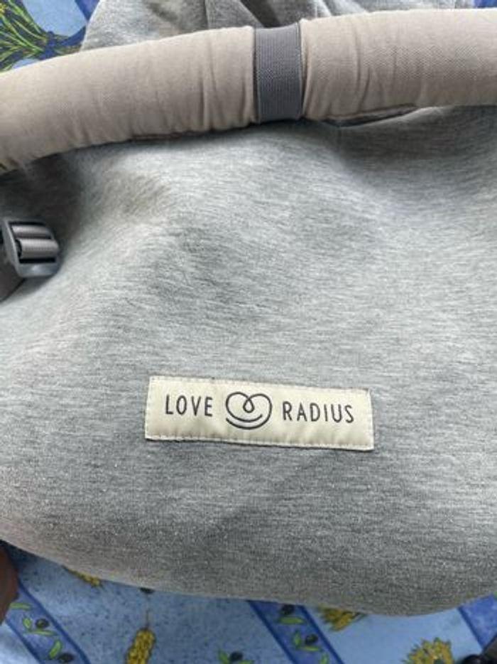 Porte bébé love radius - photo numéro 4