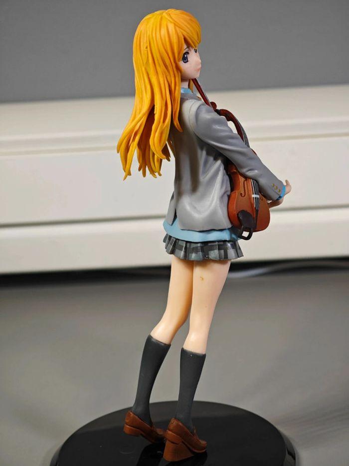 Figurine Shigatsu wa Kimi no Uso : Kaori Miyazono 20cm neuve sans boîte - photo numéro 4