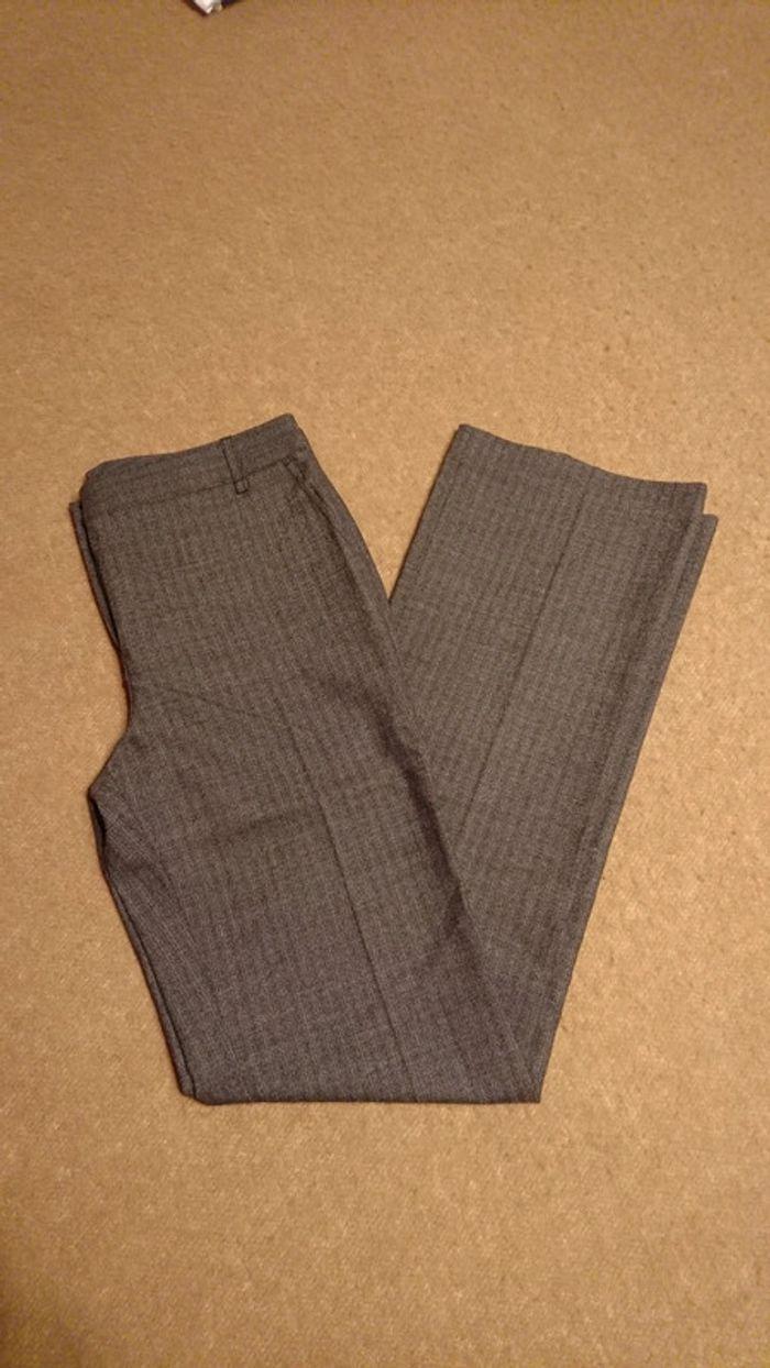 Pantalon neuf taille 8 - photo numéro 1