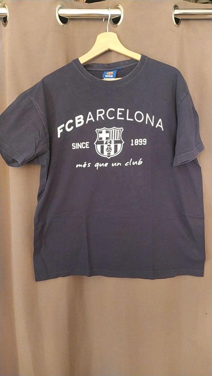 T-shirt club Fc Barcelone taille L - photo numéro 1