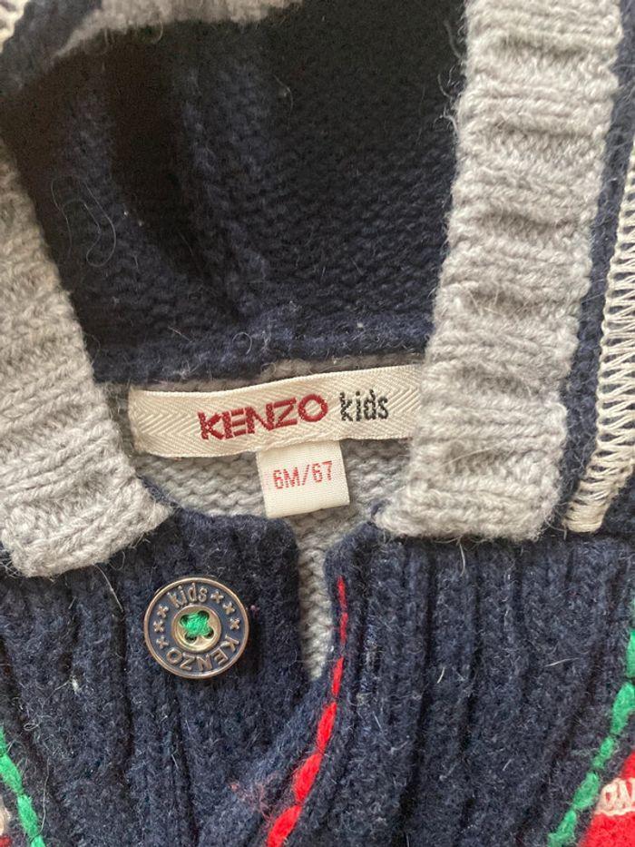 Pull kenzo taille 6 mois - photo numéro 2