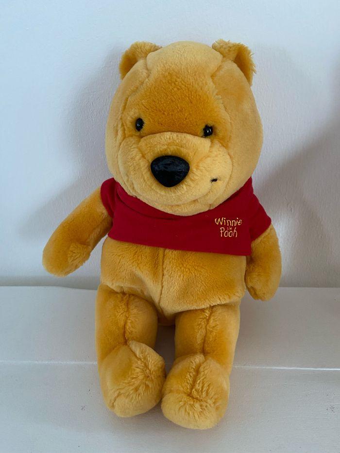 Peluche dis’ey Winnie l’ourson - photo numéro 1