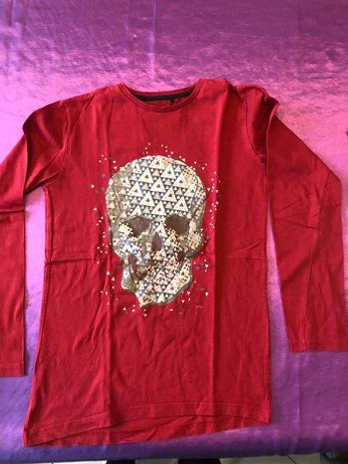 Tee-shirts rouge tête de mort