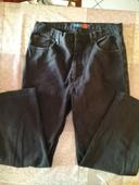 Jeans noir fashion homme taille 42 bon état 3 €