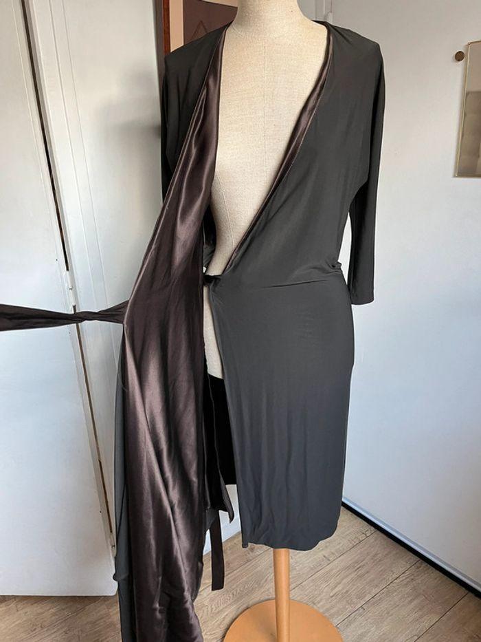 Magnifique robe de luxe portefeuille Max Mara taille 40 en soie et viscose - photo numéro 4